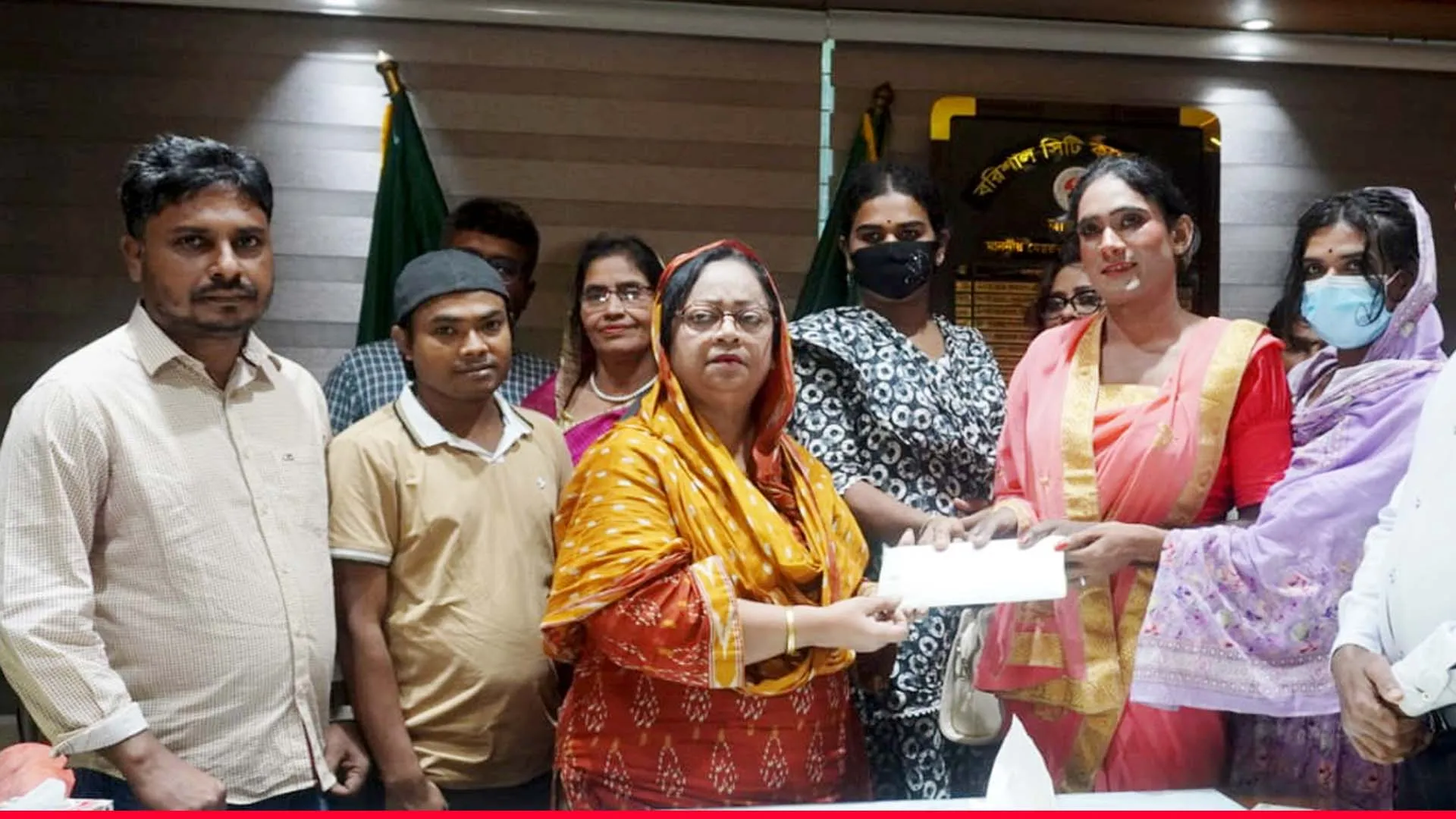 অবহেলা পেরিয়ে সম্মানের পথে: বিসিসিতে চাকরি পেলেন তৃতীয় লিঙ্গের অভি